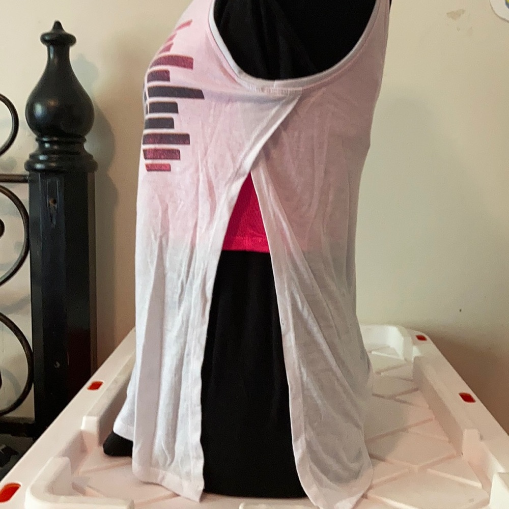 Exercise tank - Picture 2 of 3